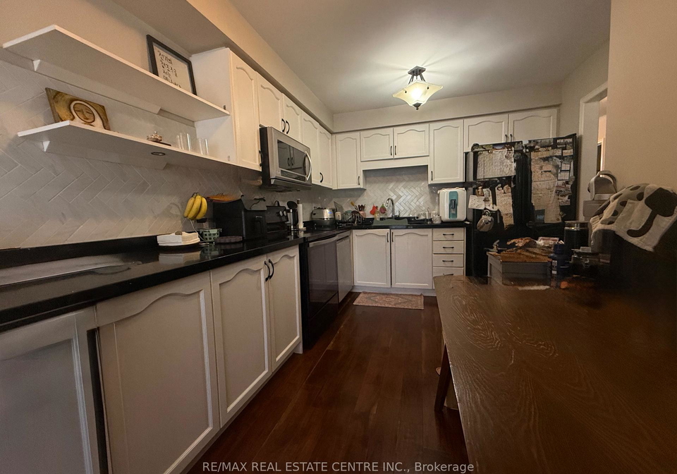 2225-dale-ridge-drive-oakville-ontario-w12948734