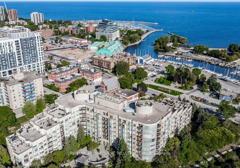 2511-lakeshore-road-w-oakville-ontario-w12948804
