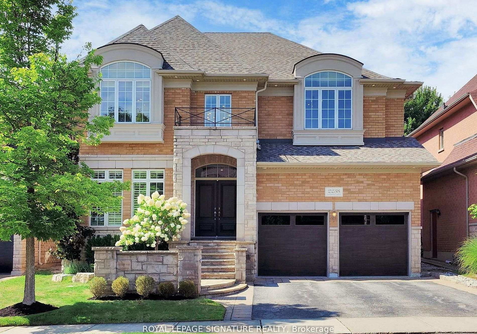 2238-lyndhurst-drive-oakville-ontario-w12949344