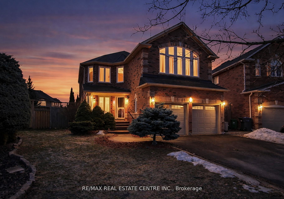18-baccarat-crescent-brampton-ontario-w12949520