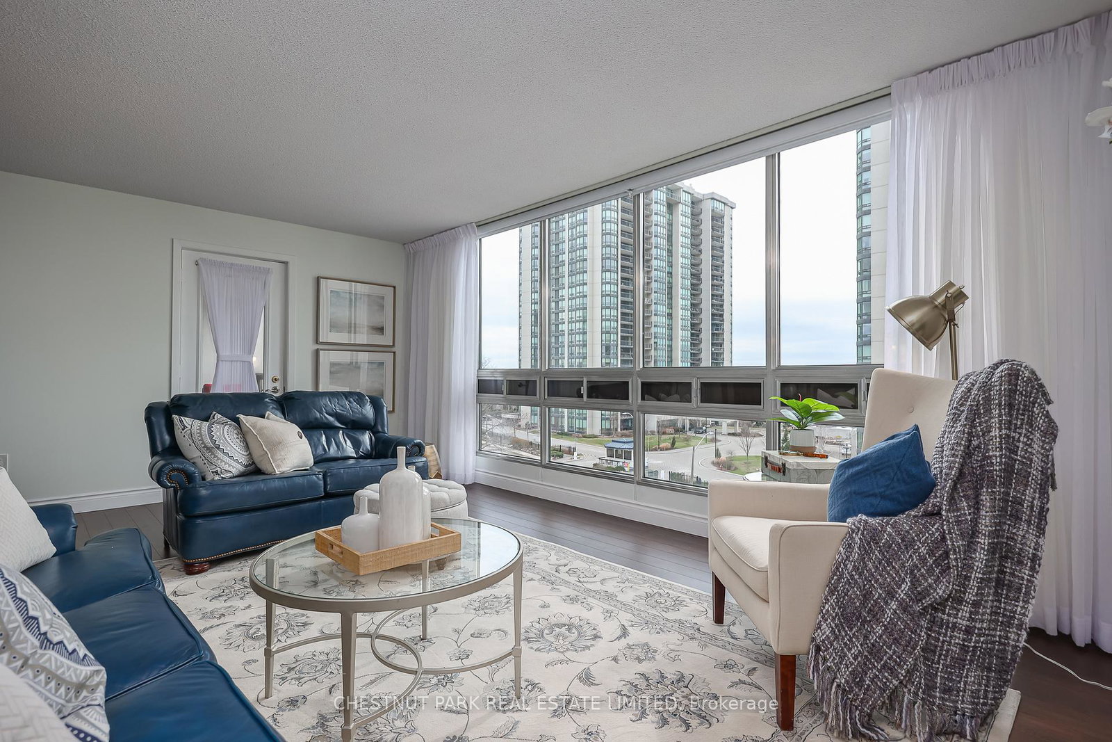 2185-marine-drive-oakville-ontario-w12949996