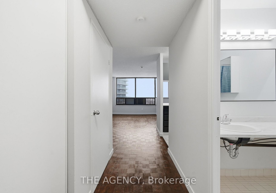 2360-dundas-street-w-toronto-ontario-w12950002