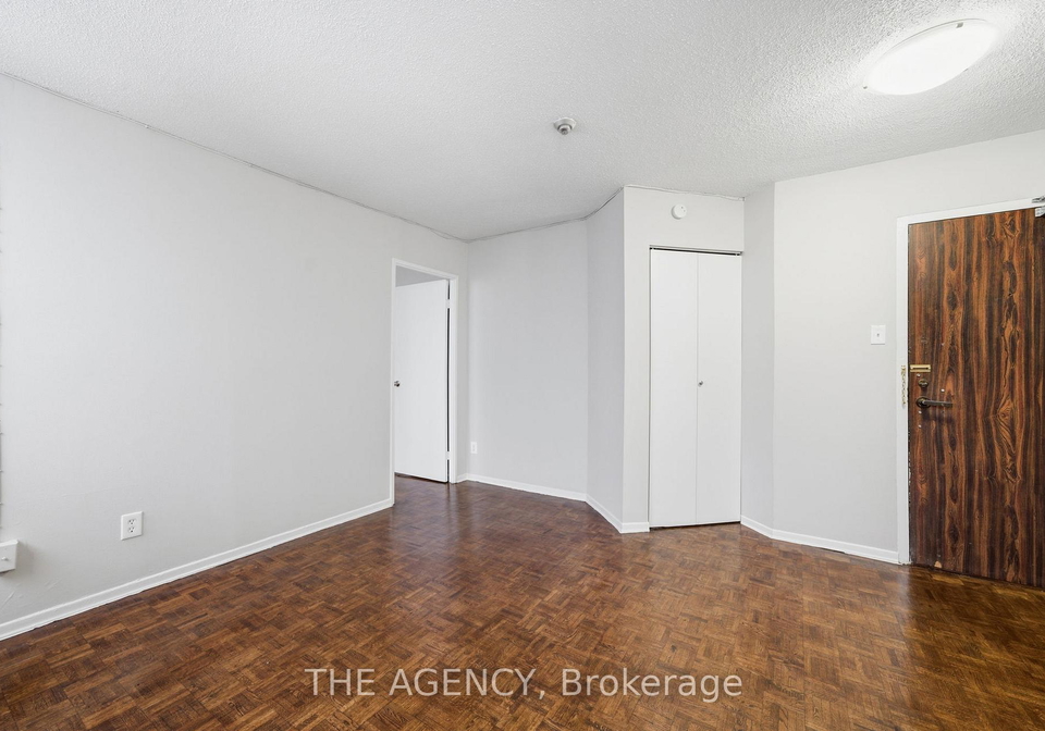 2360-dundas-street-w-toronto-ontario-w12950038