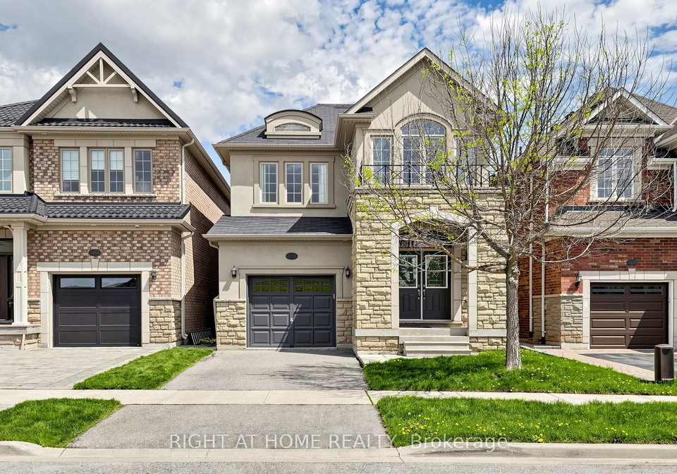 2379-quetico-crescent-oakville-ontario-w12950224