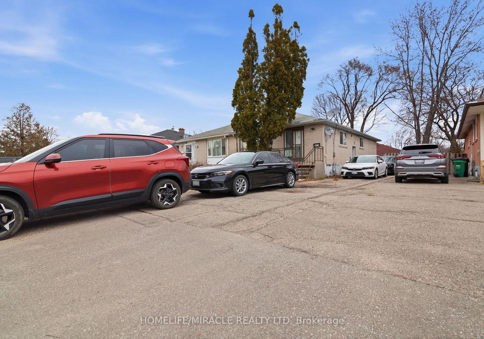 21-albion-crescent-brampton-ontario-w12950250