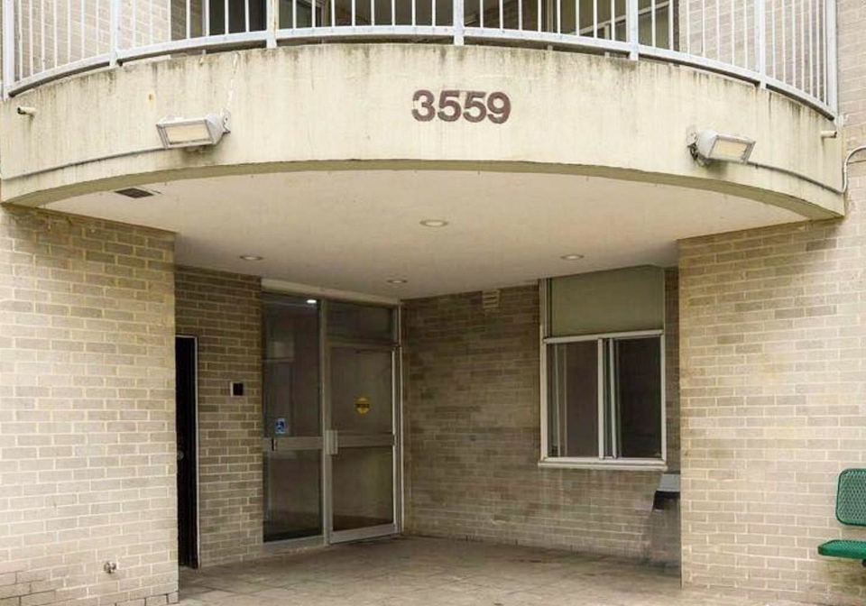 3559-eglinton-avenue-north-york-ontario-w12950316