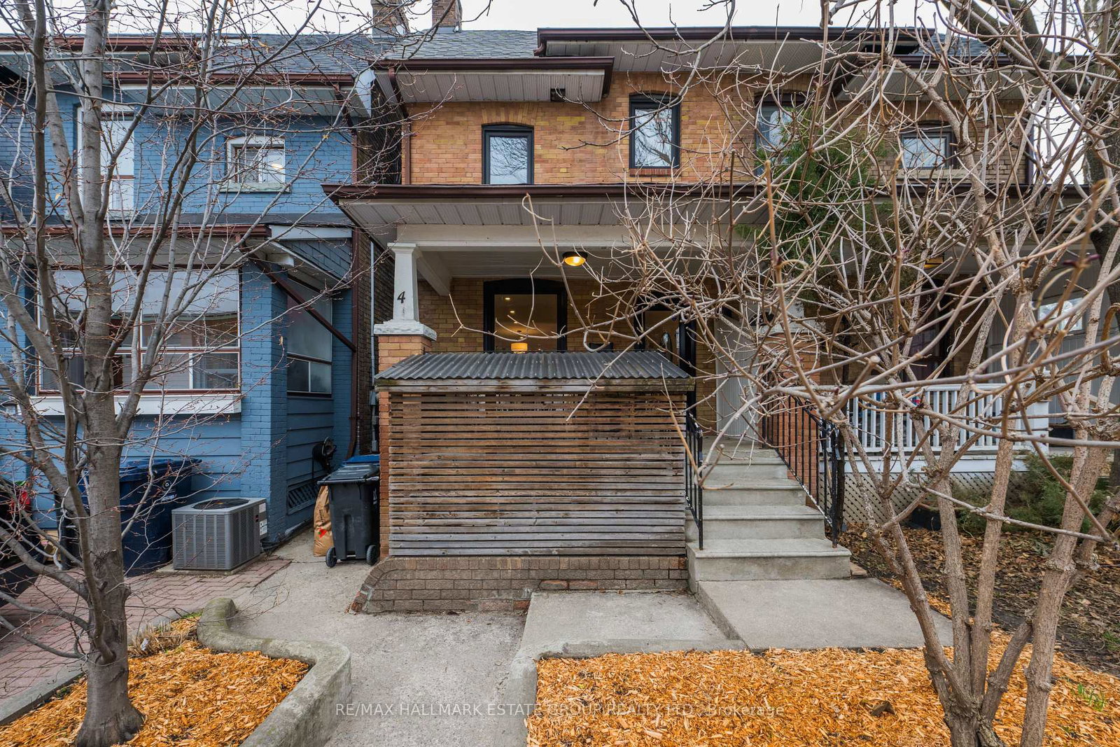 4-adrian-avenue-toronto-ontario-w12950320