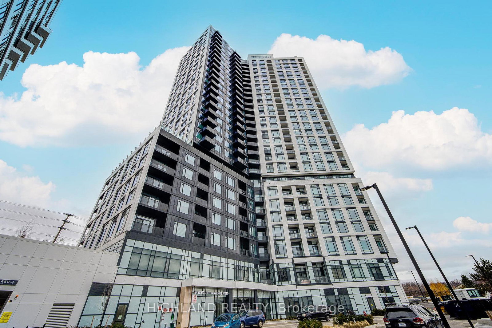 2495-eglinton-avenue-w-mississauga-ontario-w12950390