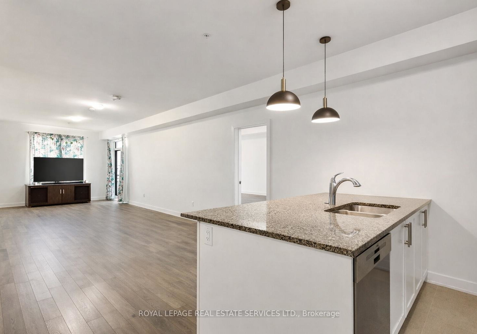 150-oak-park-boulevard-oakville-ontario-w12950536
