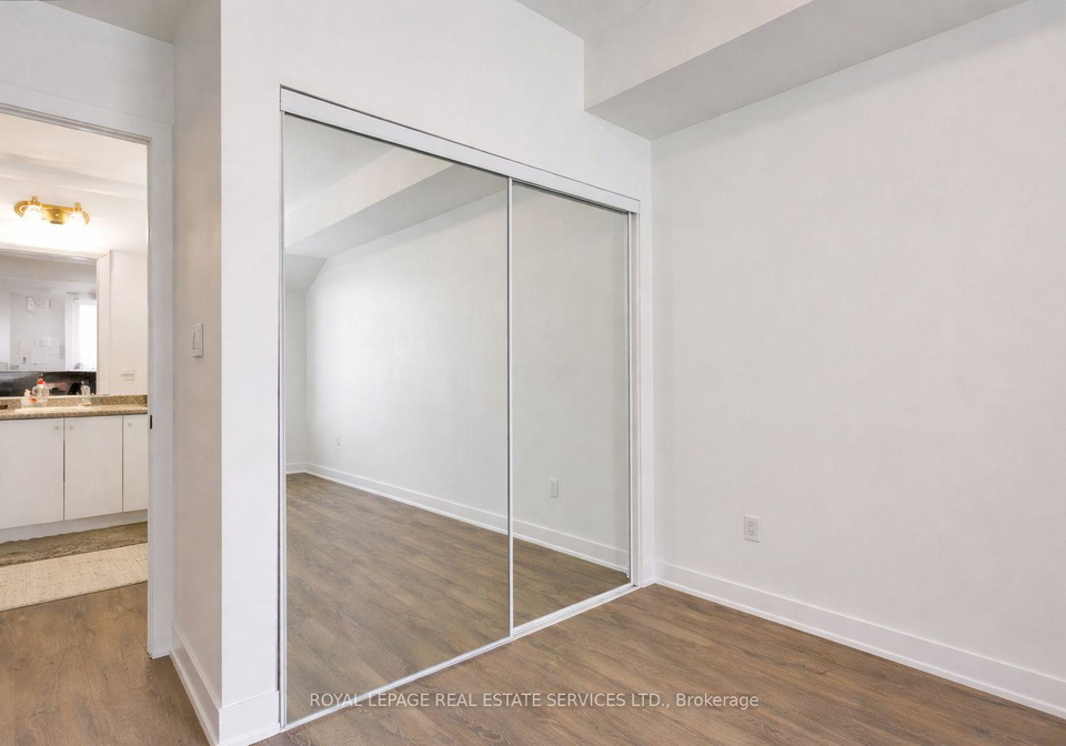 150-oak-park-boulevard-oakville-ontario-w12950536