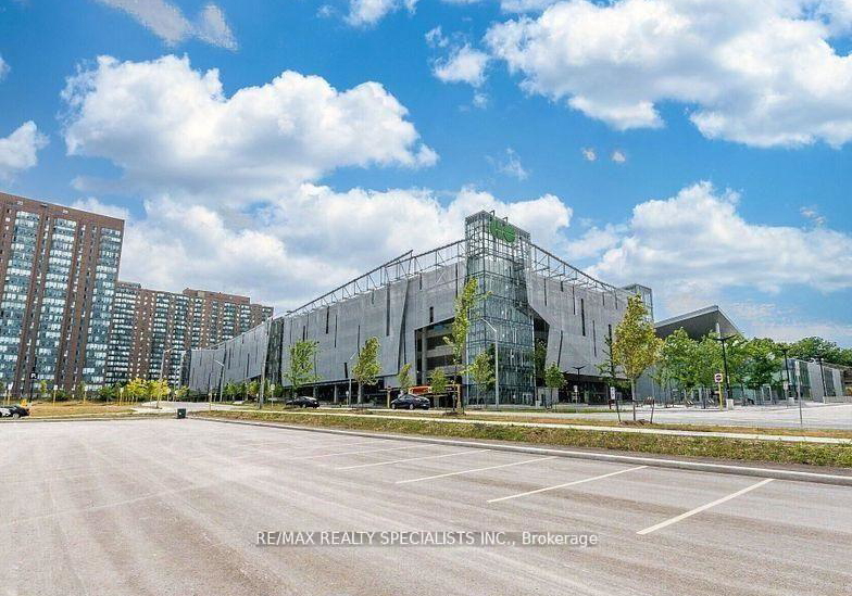 135-hillcrest-avenue-mississauga-ontario-w12950564