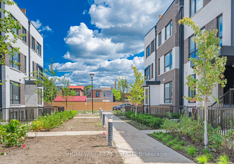 20-ed-clark-gardens-toronto-ontario-w12950676