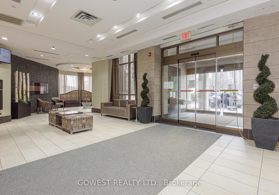 310-burnhamthorpe-road-w-mississauga-ontario-w12950842