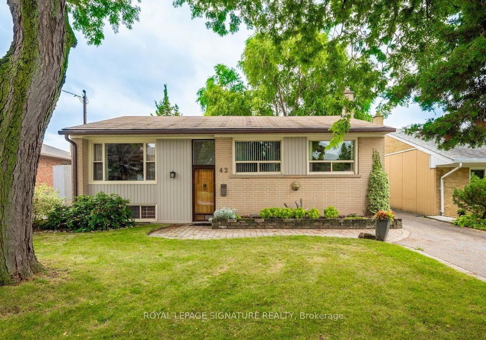 42-jubilee-crescent-york-ontario-w12950844