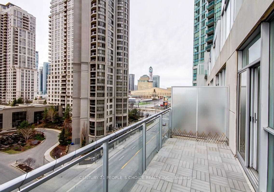 225-webb-drive-mississauga-ontario-w12950878