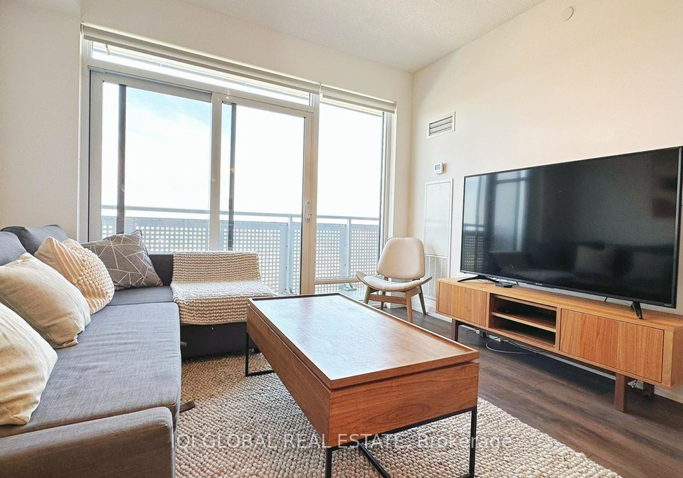2520-eglinton-avenue-w-mississauga-ontario-w12950944