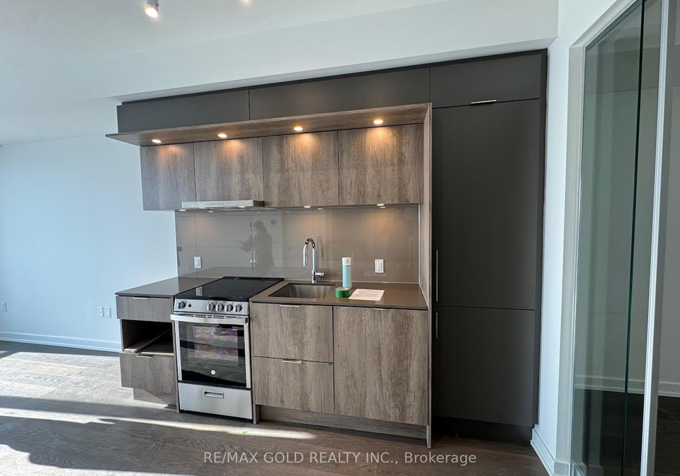 448-burnhamthorpe-road-w-mississauga-ontario-w12951046