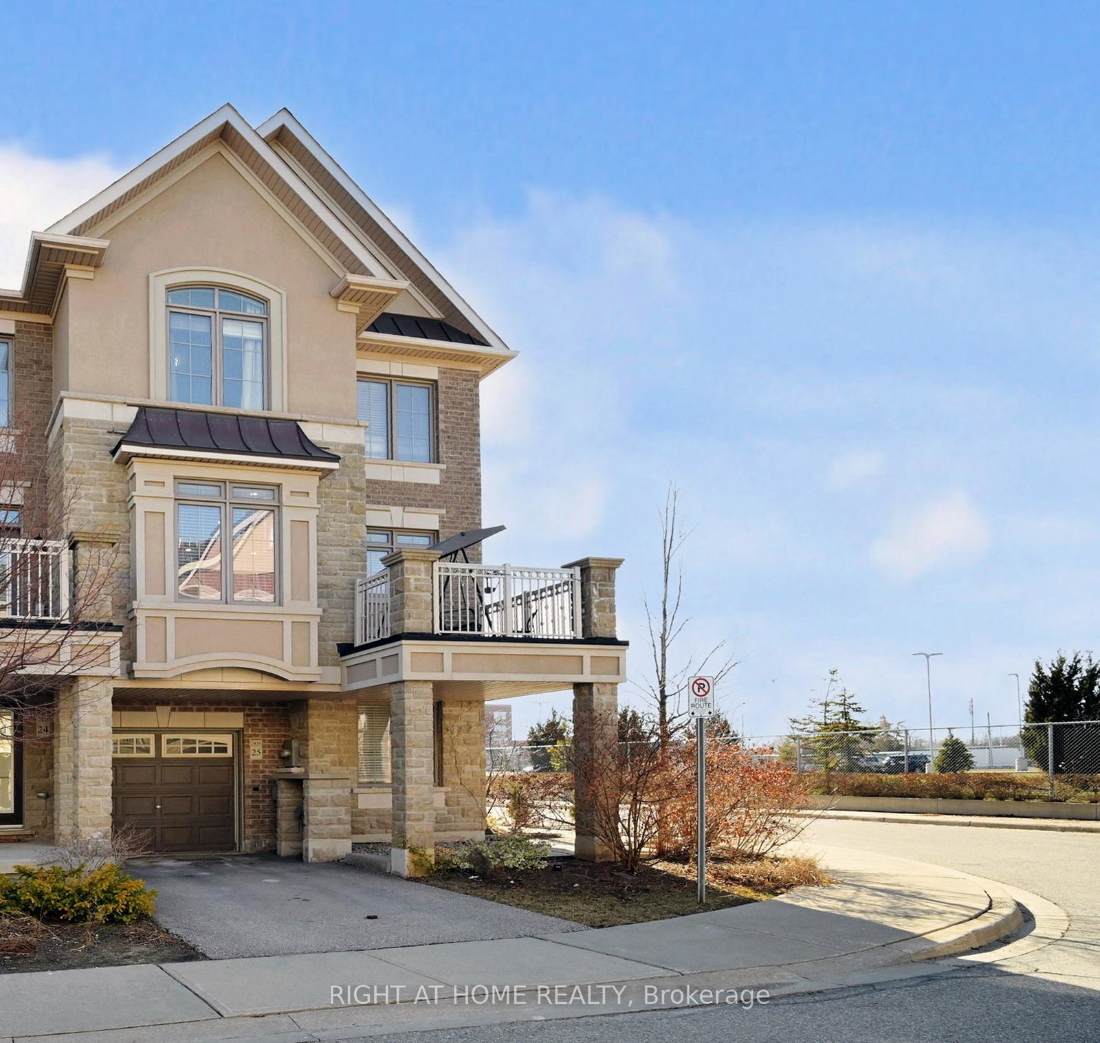 2435-greenwich-drive-oakville-ontario-w12951082