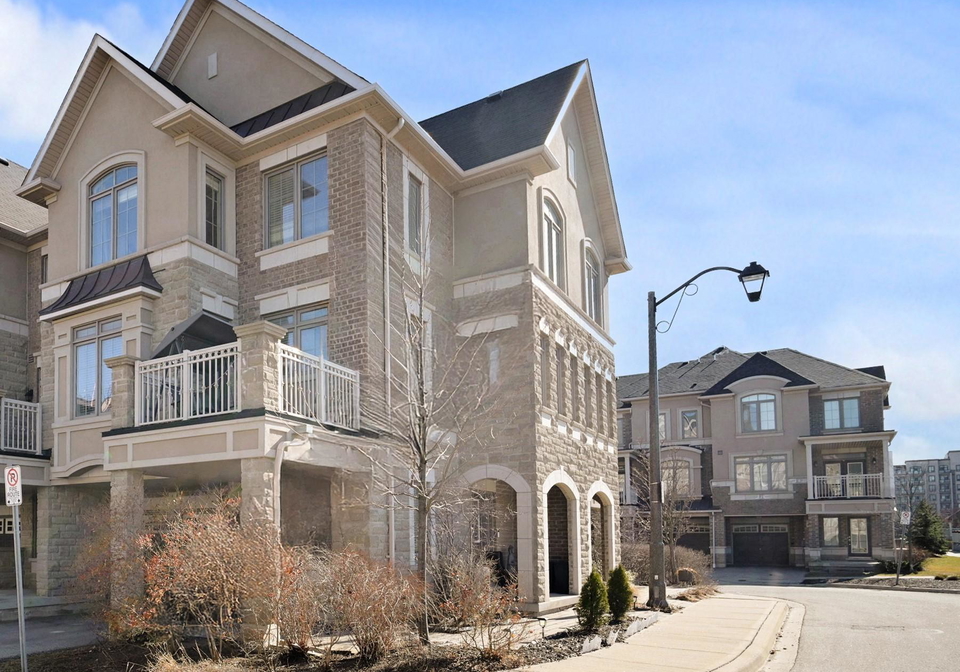 2435-greenwich-drive-oakville-ontario-w12951082