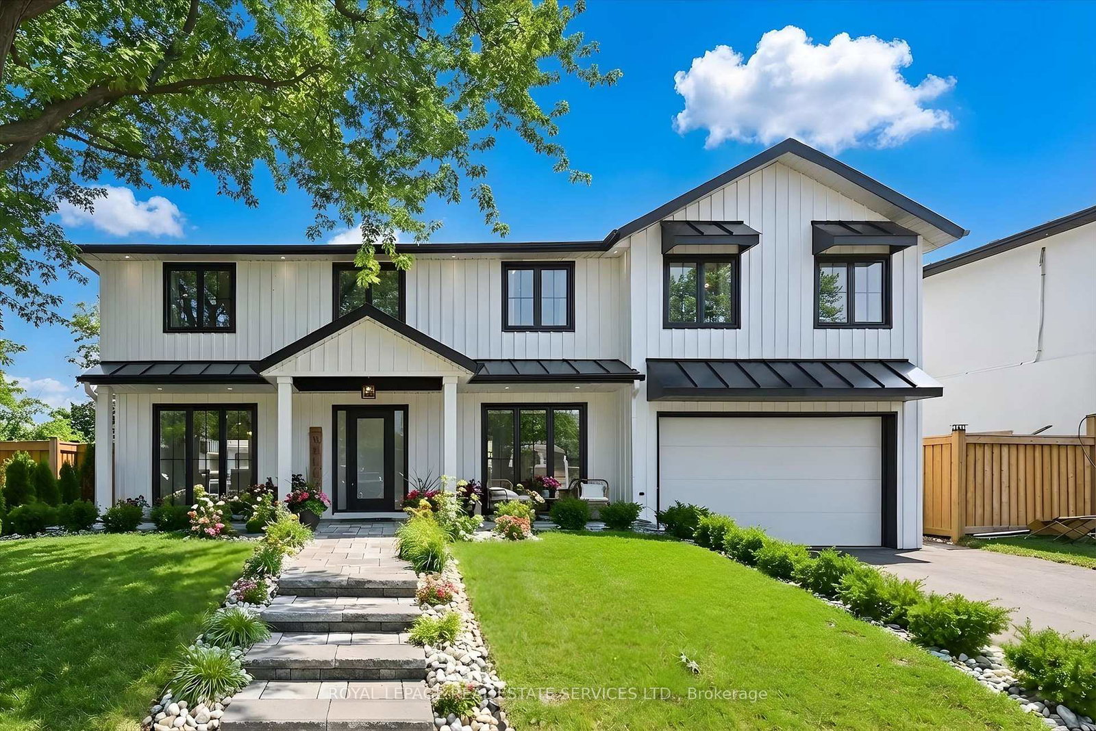 2212-urwin-crescent-oakville-ontario-w12951654