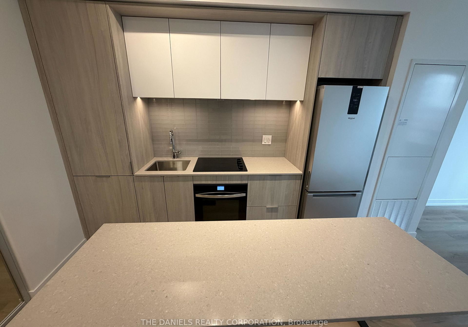 395-square-one-drive-mississauga-ontario-w12952052