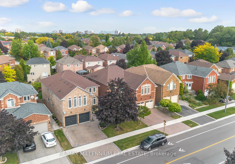 6881-forest-park-drive-mississauga-ontario-w12952646