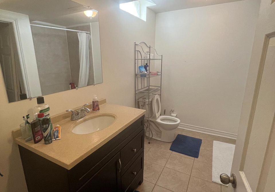 4594-bismark-crescent-mississauga-ontario-w12952682