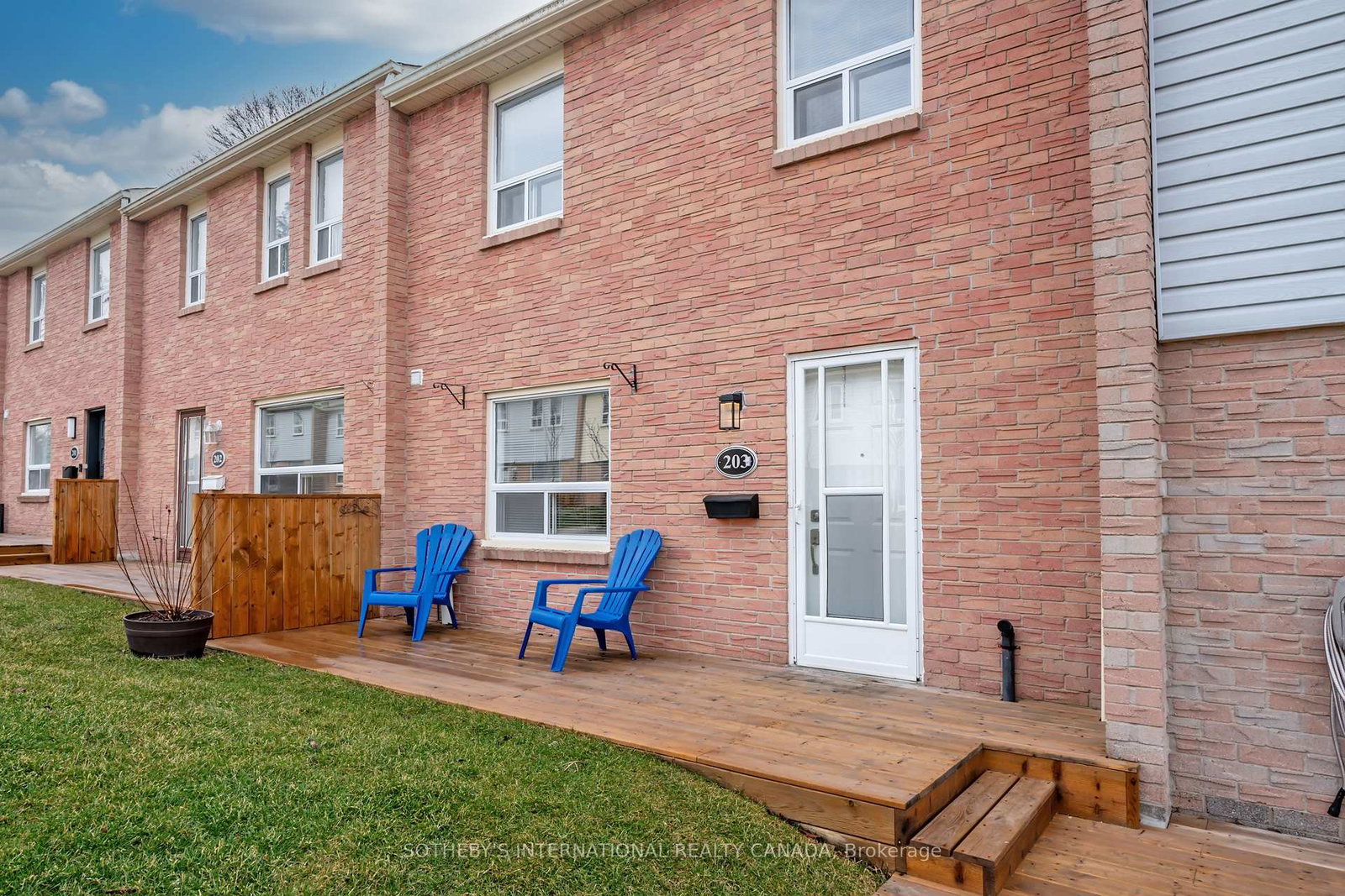 1055-shawnmarr-road-mississauga-ontario-w12952696