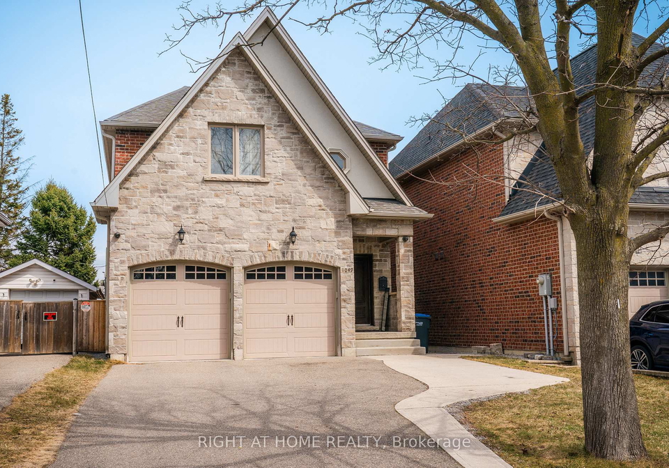 1049-greaves-avenue-mississauga-ontario-w12952702
