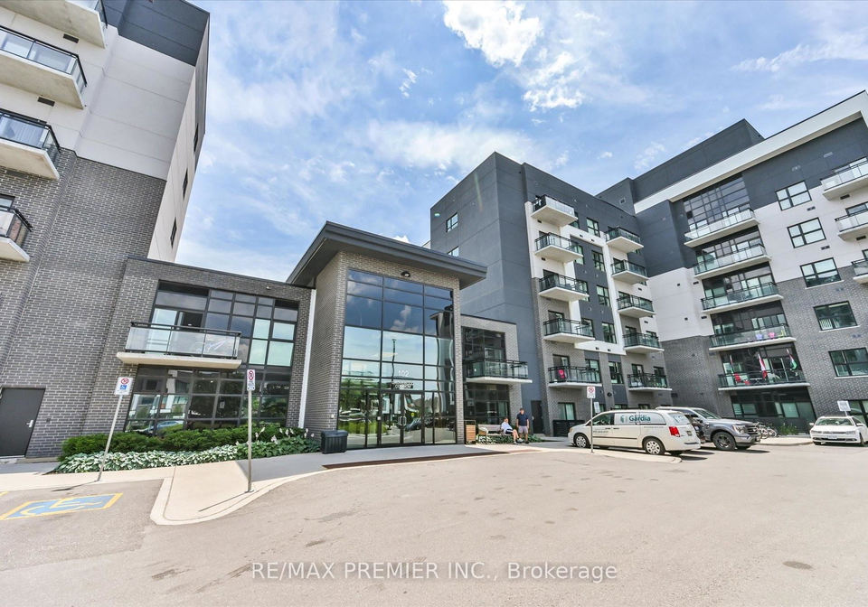 102-grovewood-common-oakville-ontario-w12952928