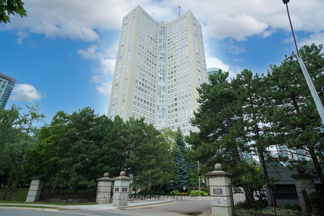 3650-kaneff-crescent-mississauga-ontario-w12953086