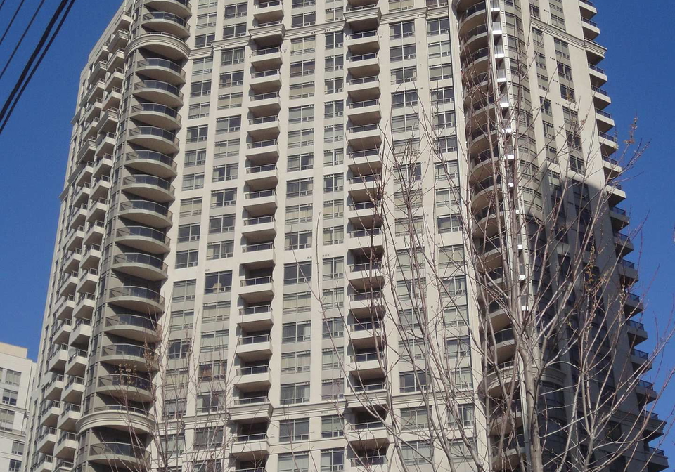 310-burnhamthorpe-road-w-mississauga-ontario-w12953178