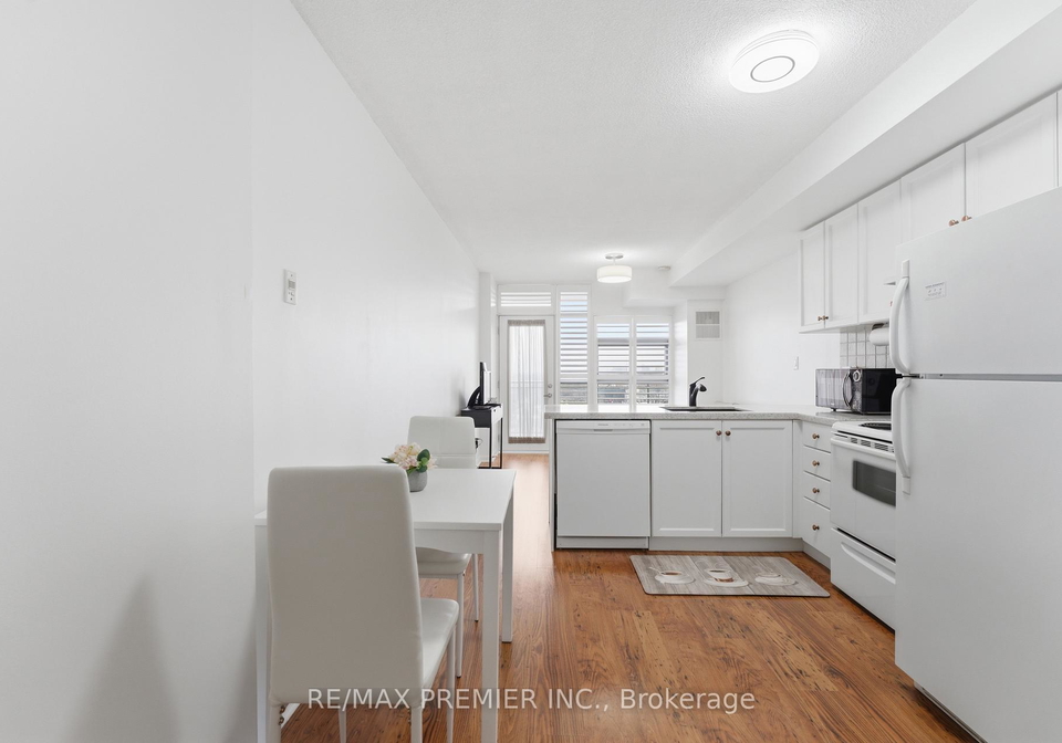 2464-weston-road-north-york-ontario-w12953200