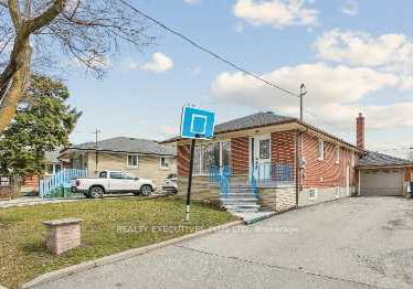15-dittmer-crescent-etobicoke-ontario-w12953252