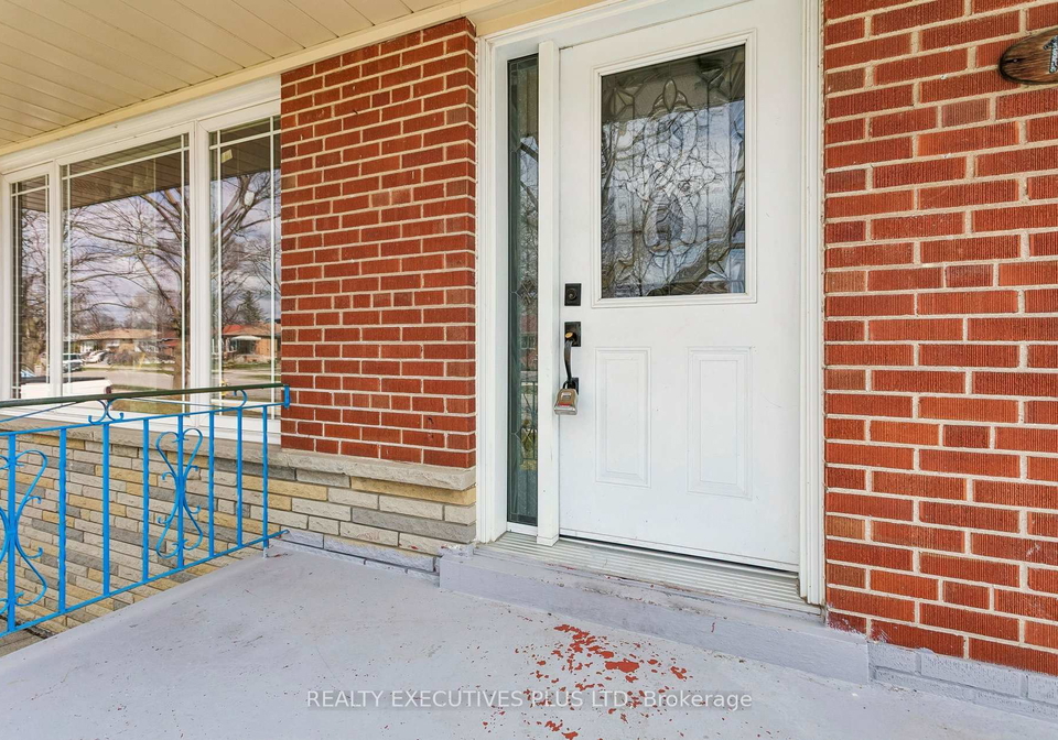 15-dittmer-crescent-etobicoke-ontario-w12953252