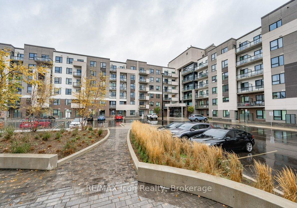 1105-leger-way-milton-ontario-w12953594