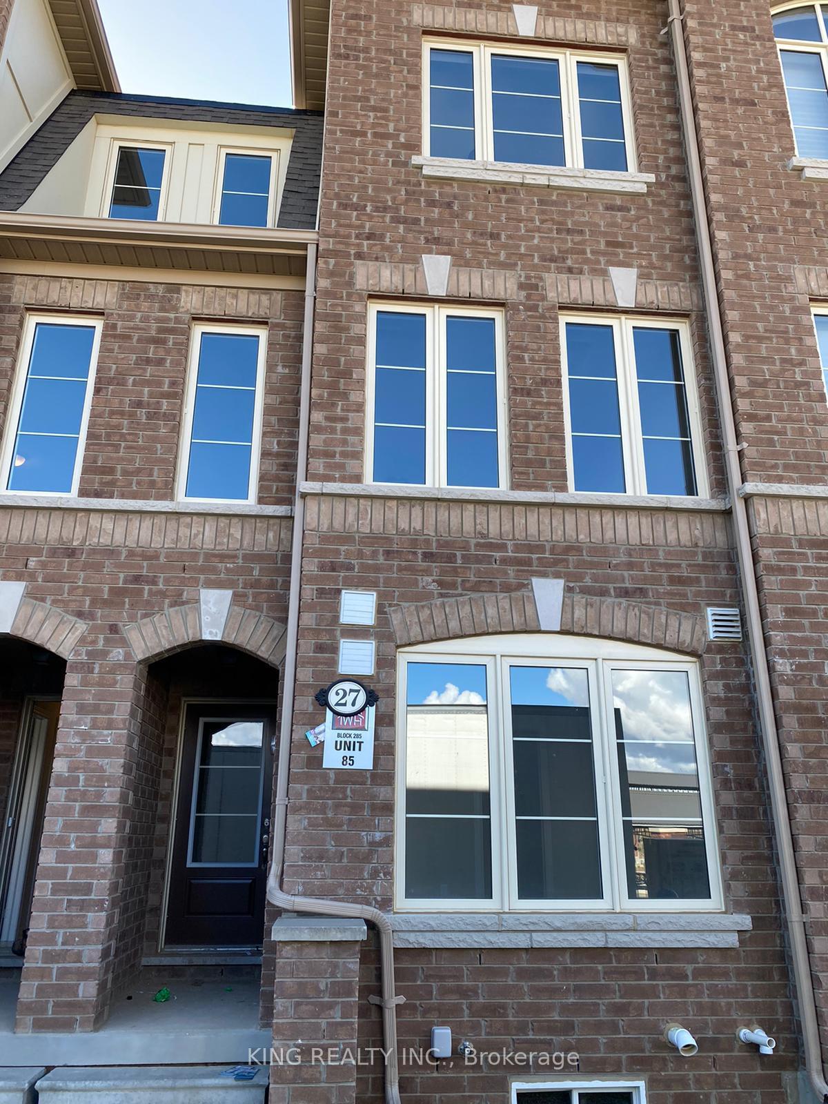 27-finegan-circle-brampton-ontario-w12953878
