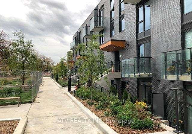10-brin-drive-etobicoke-ontario-w12954046