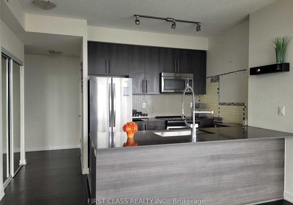 510-curran-place-mississauga-ontario-w12954318