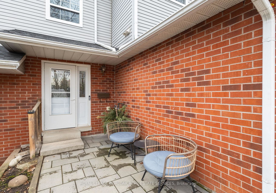 2065-amherst-heights-court-burlington-ontario-w12954436