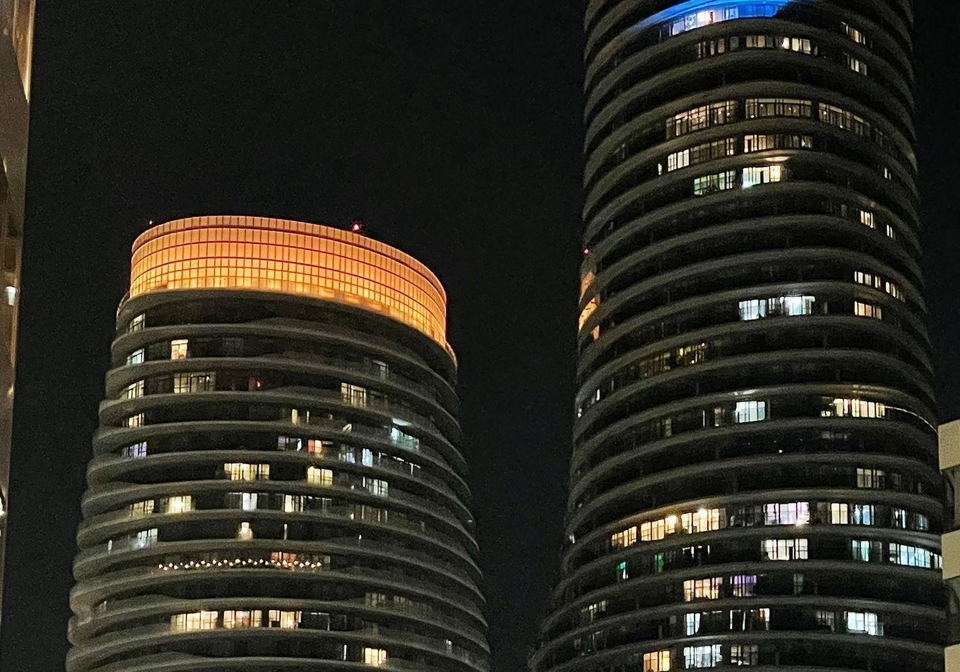 60-absolute-avenue-mississauga-ontario-w12954470