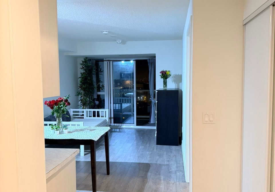 10-wilby-crescent-north-york-ontario-w12954480