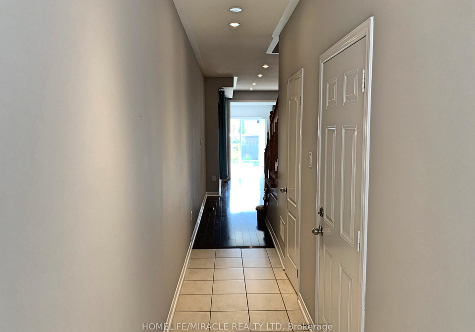 866-francine-crescent-mississauga-ontario-w12954494