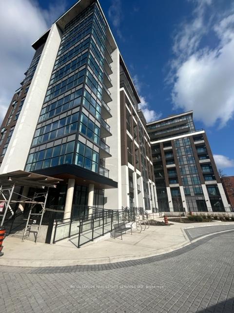 25-neighbourhood-lane-etobicoke-ontario-w12954854