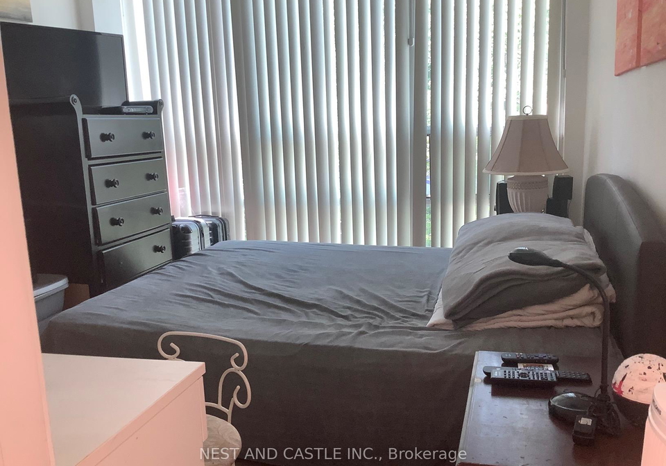 70-absolute-avenue-mississauga-ontario-w12955326