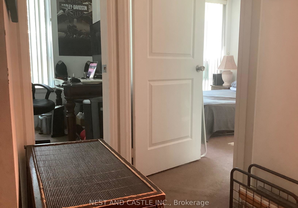 70-absolute-avenue-mississauga-ontario-w12955326