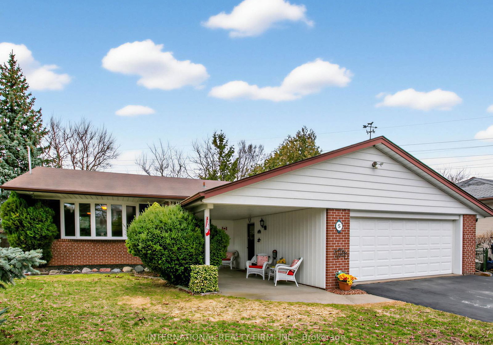 5-castlebar-road-etobicoke-ontario-w12955504