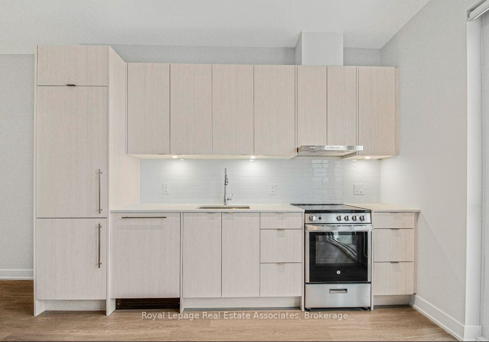4130-parkside-village-drive-mississauga-ontario-w12955770