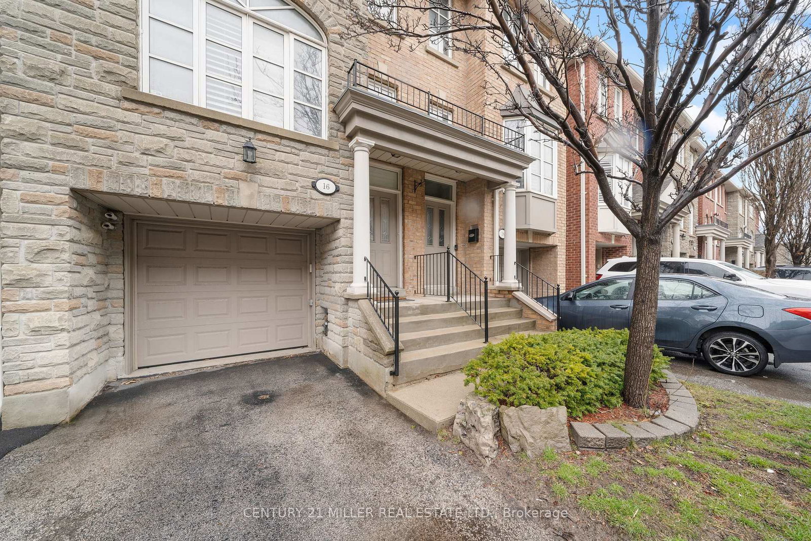 16-james-stock-path-etobicoke-ontario-w12955904