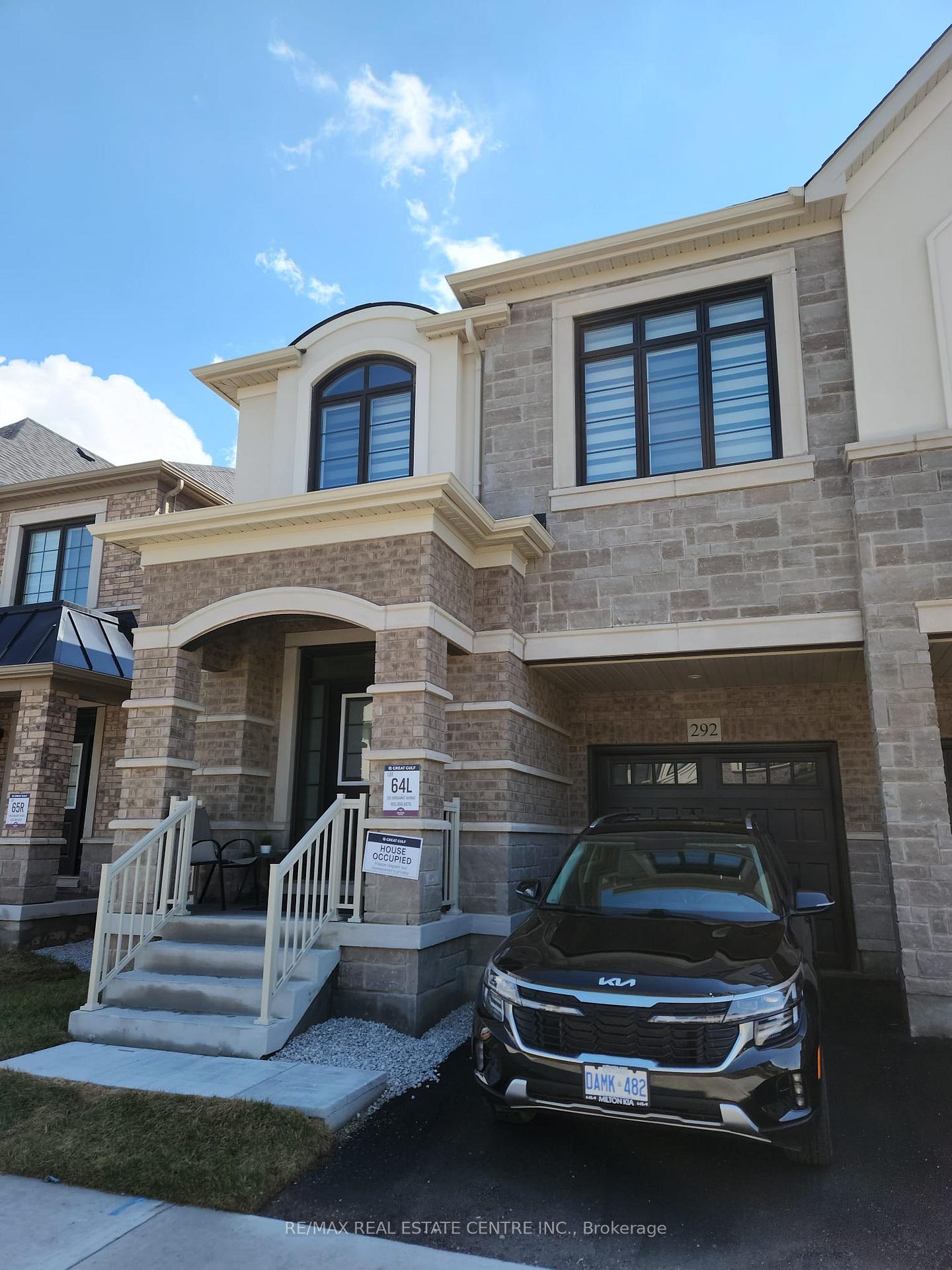 292-bergamot-avenue-milton-ontario-w12956302